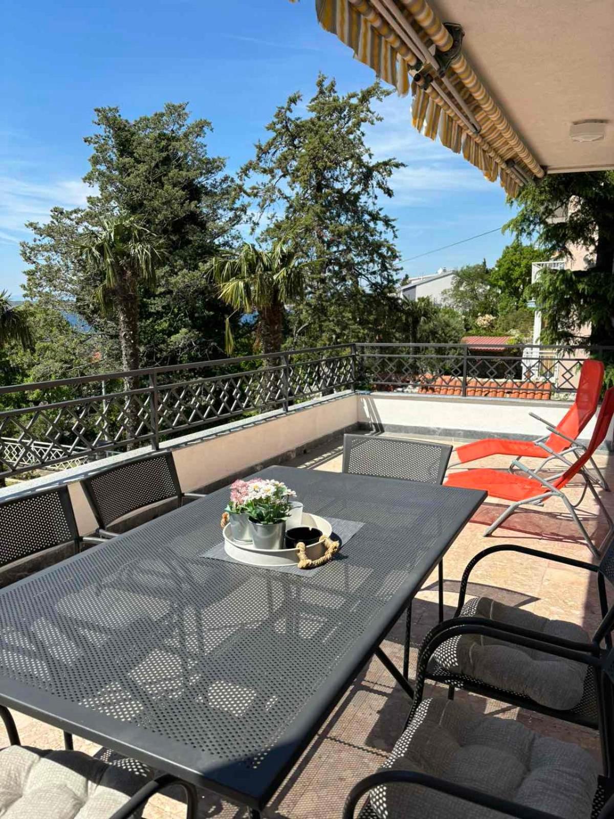 Helen Apartments Crikvenica Εξωτερικό φωτογραφία