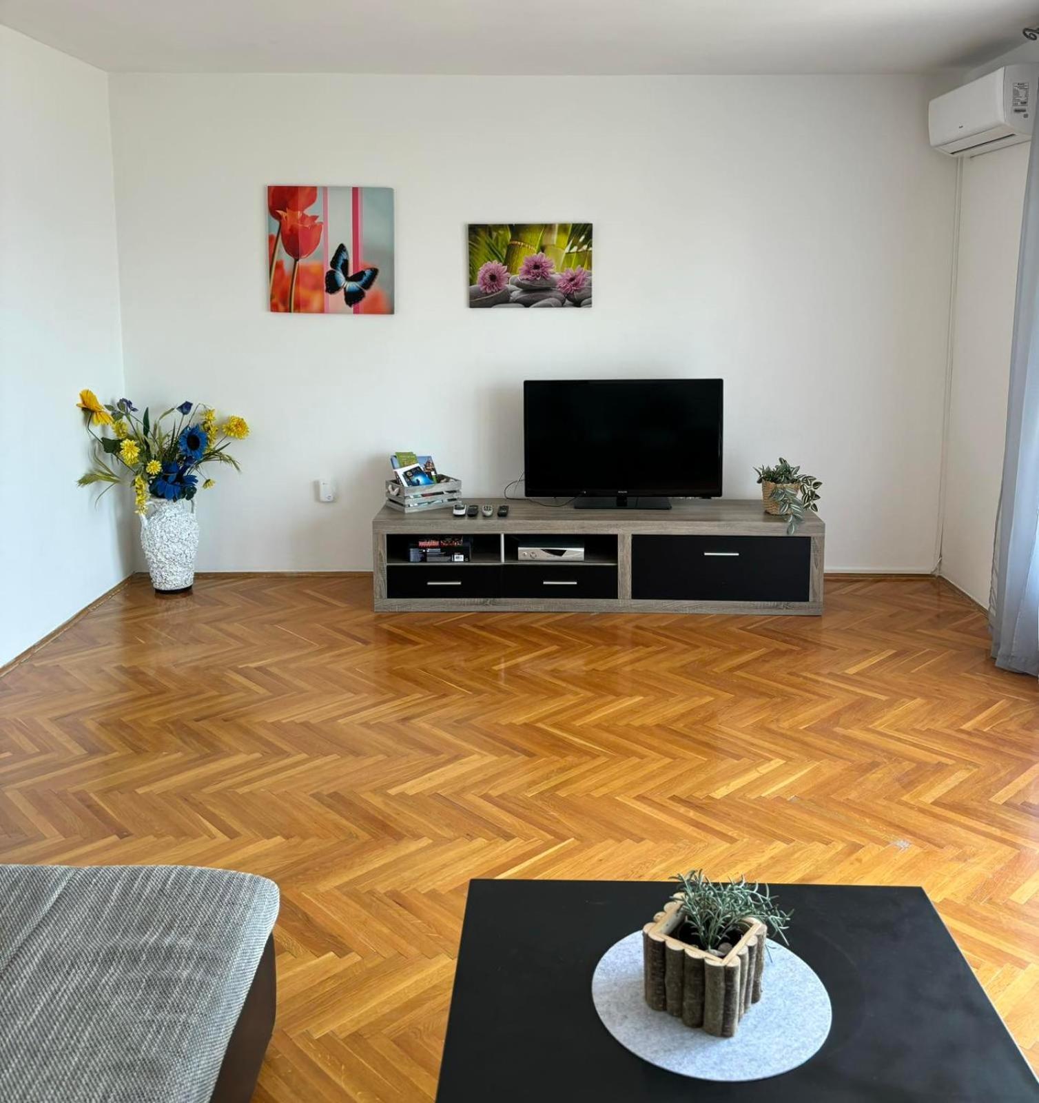 Helen Apartments Crikvenica Εξωτερικό φωτογραφία