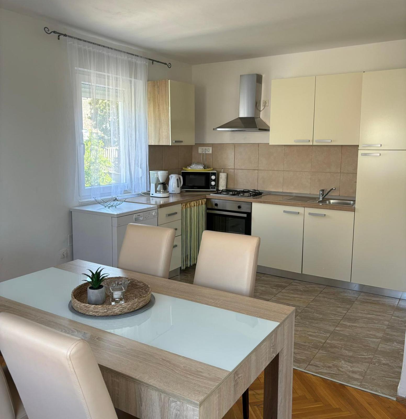 Helen Apartments Crikvenica Εξωτερικό φωτογραφία